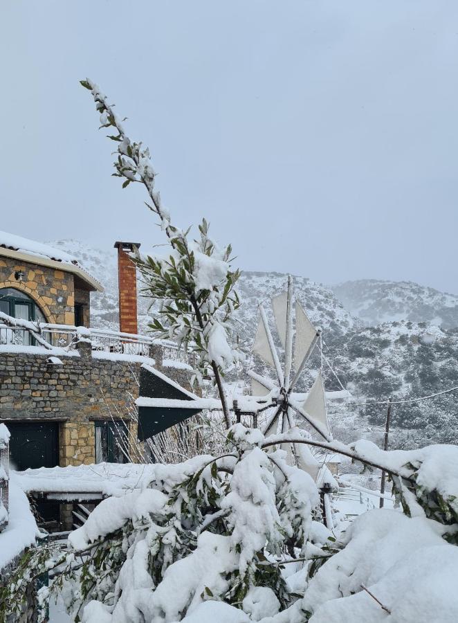 Aparthotel Αργουλιάς à Tzermiádon Extérieur photo