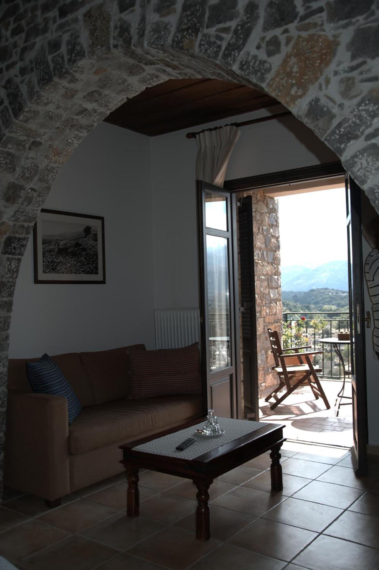 Aparthotel Αργουλιάς à Tzermiádon Extérieur photo